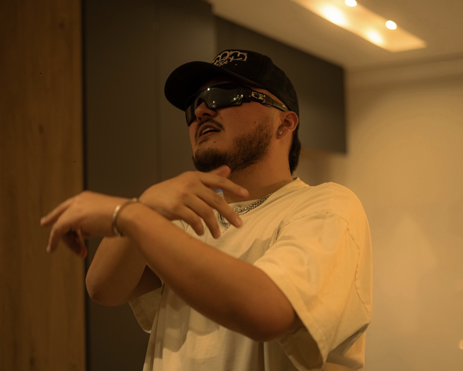 YOVNGTHEO visual archive